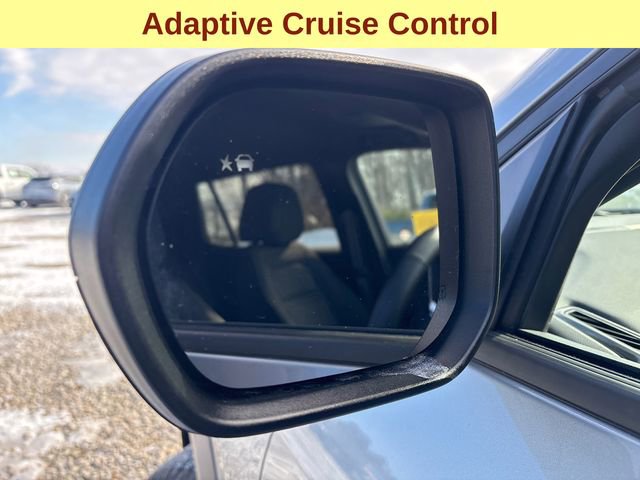 Used 2025 Chevrolet Equinox LT w/ Safety and Technology Package image 8