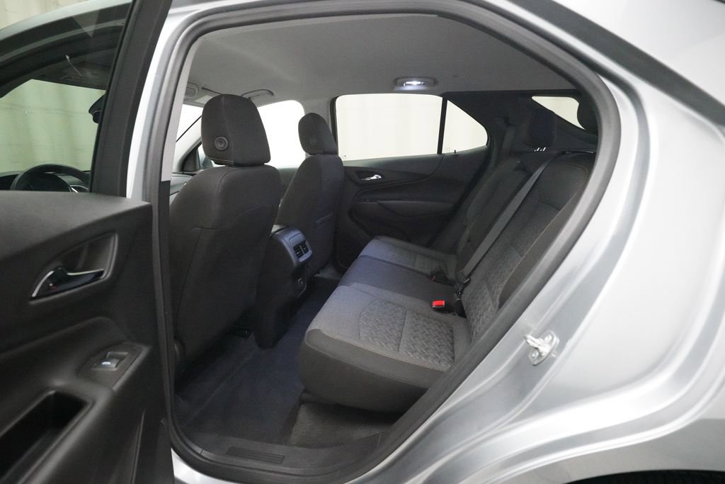 Used 2024 Chevrolet Equinox LT AWD/4WD image 16