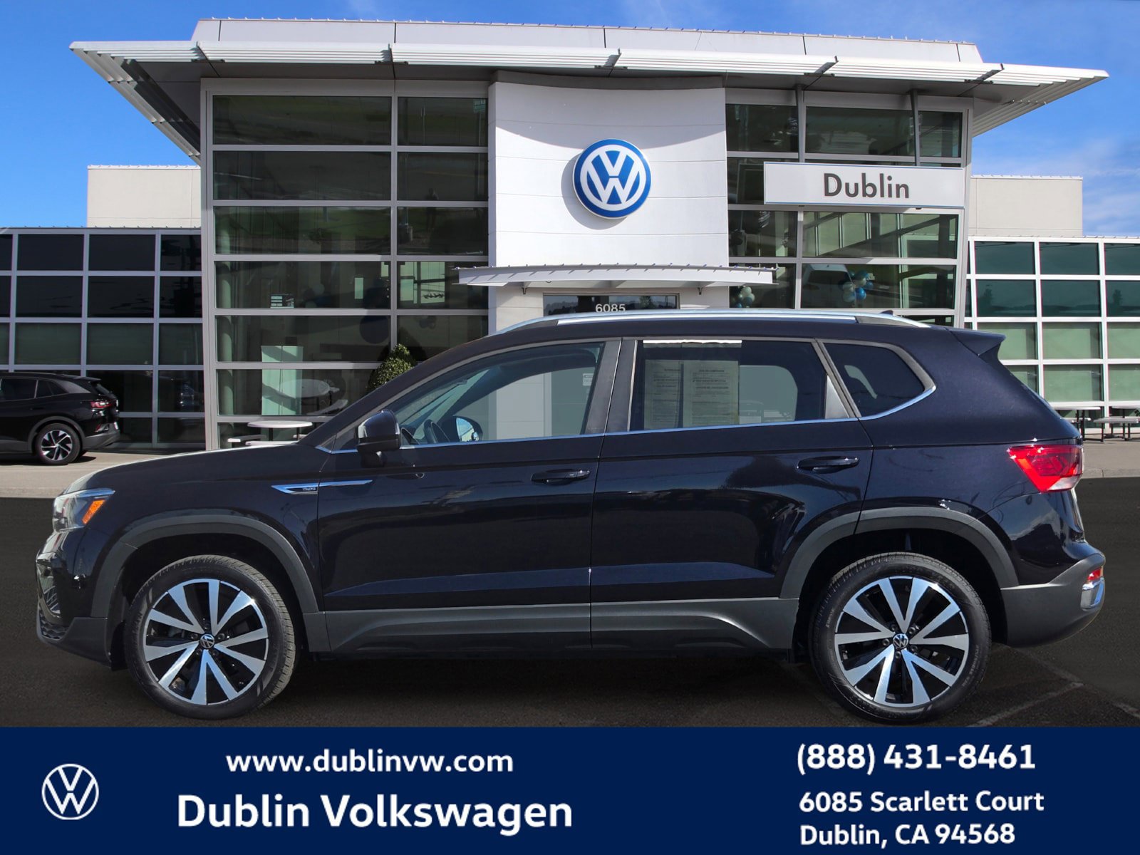 Certified 2024 Volkswagen Taos SE FWD image 7