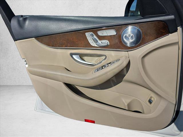 Used 2015 Mercedes-Benz C 300 4MATIC Sedan image 25