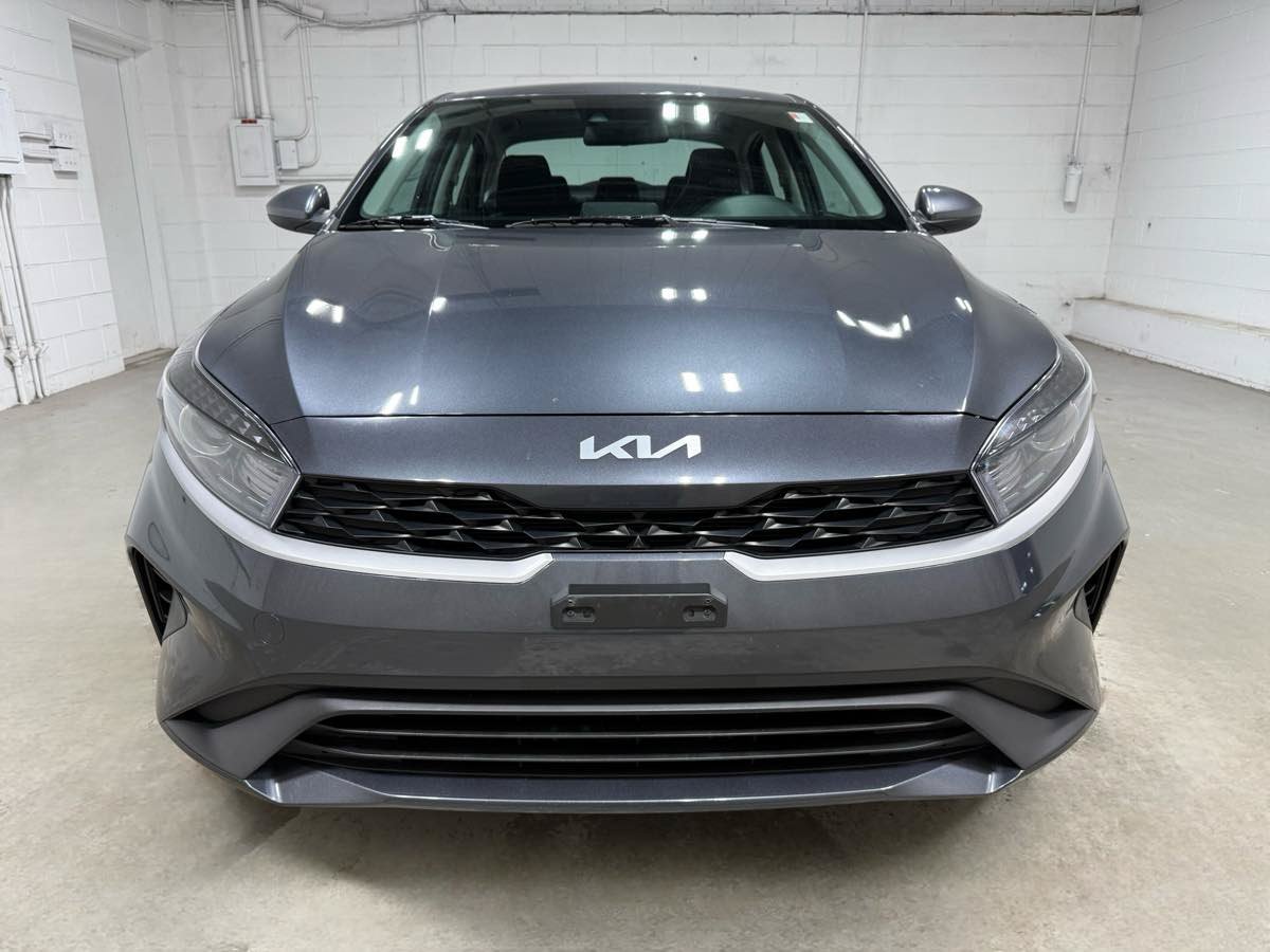 Used 2024 Kia Forte LXS FWD image 2