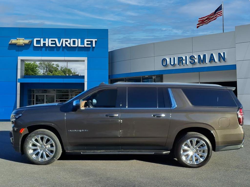Used 2021 Chevrolet Suburban Premier image 4
