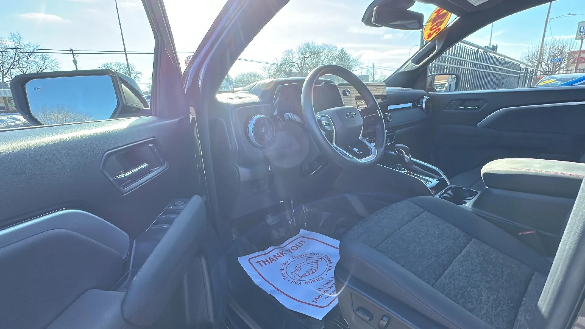 Used 2024 Chevrolet Colorado Z71 w/ Z71 Convenience Package 2 image 9