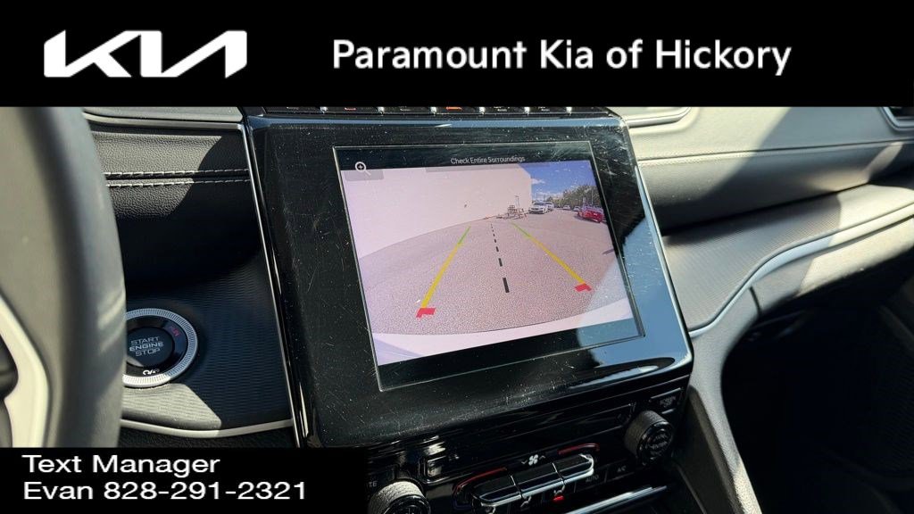 Used 2023 Jeep Grand Cherokee L Laredo image 9