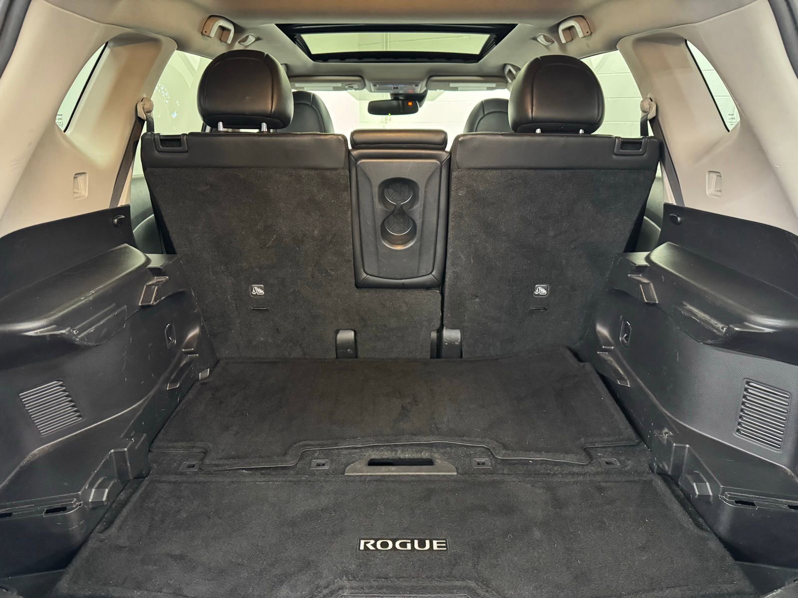 Used 2017 Nissan Rogue SL w/ SL Premium Package image 37