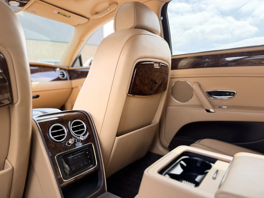 Used 2018 Bentley Flying Spur S V8 AWD/4WD image 15