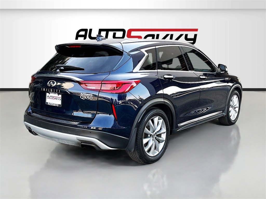 Used 2019 INFINITI QX50 Essential w/ Premium Audio Package image 7