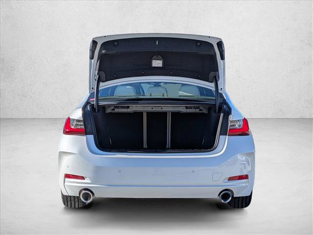 Used 2023 BMW 330i xDrive 330i xDrive w/ Driving Assistance Package image 6