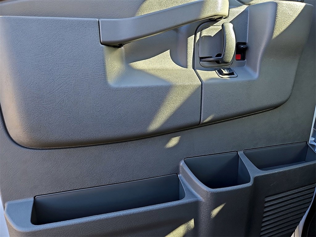New 2025 Chevrolet Express 2500 w/ Driver Convenience Package image 8