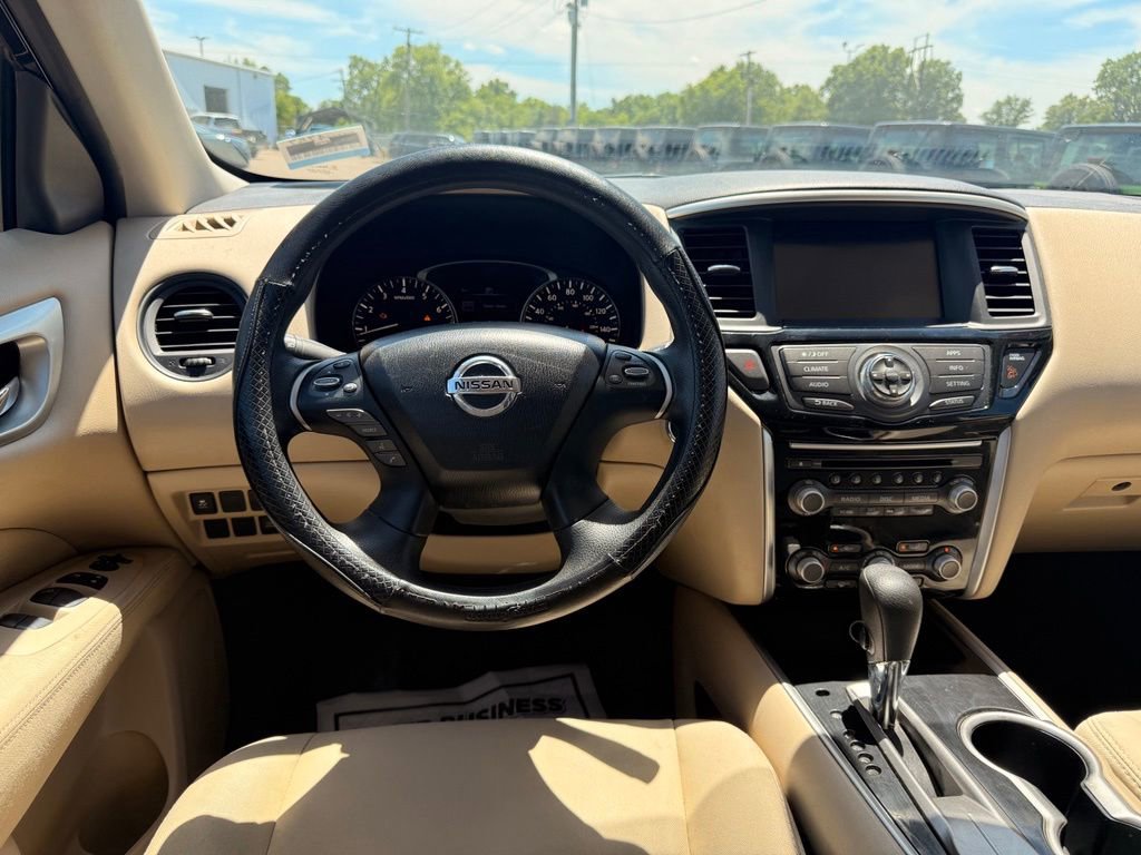 Used 2017 Nissan Pathfinder S FWD image 20