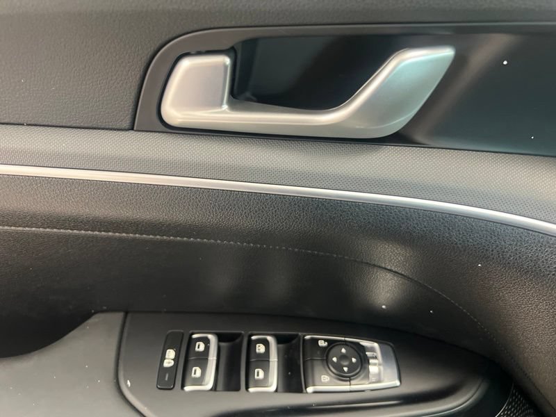 New 2026 Kia K5 LXS FWD image 19