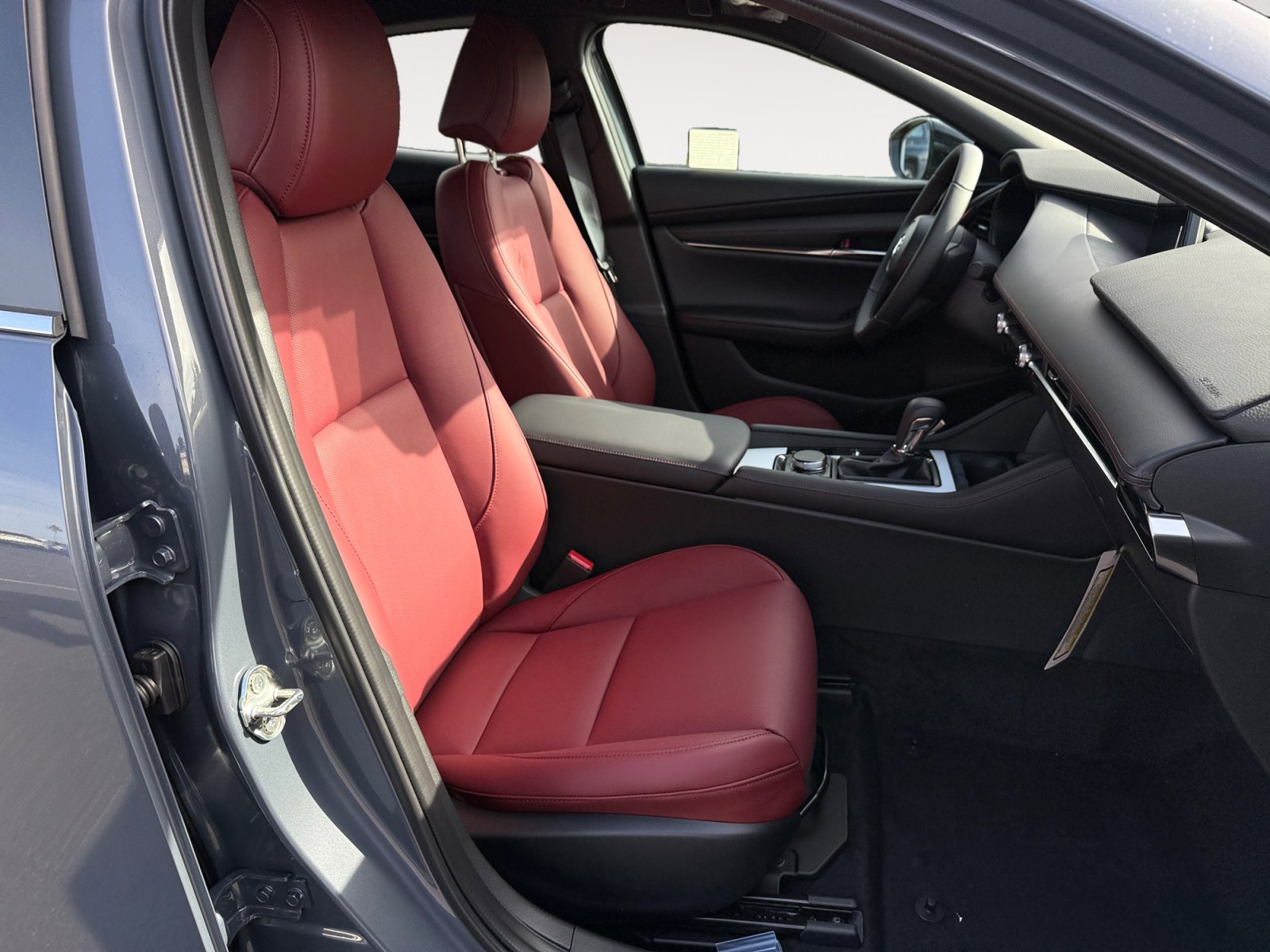 New 2026 MAZDA MAZDA3 Carbon image 19