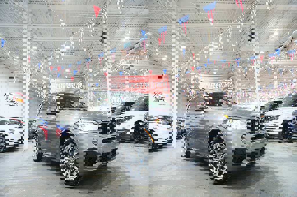 Used 2018 BMW X5 xDrive50i image 2