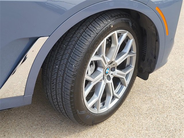 Used 2024 BMW X7 xDrive40i image 6