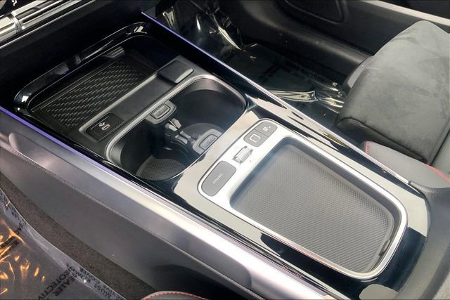 Used 2026 Mercedes-Benz GLB 250 4MATIC image 13