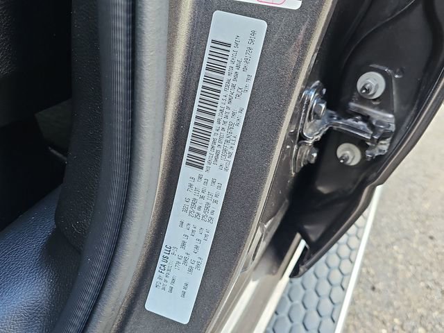 Used 2020 RAM 1500 Big Horn AWD/4WD image 36