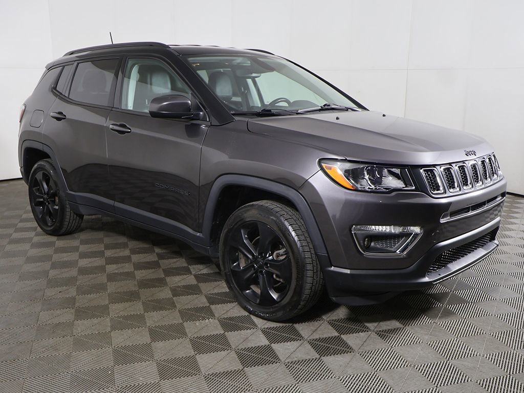Used 2020 Jeep Compass Latitude AWD/4WD image 2