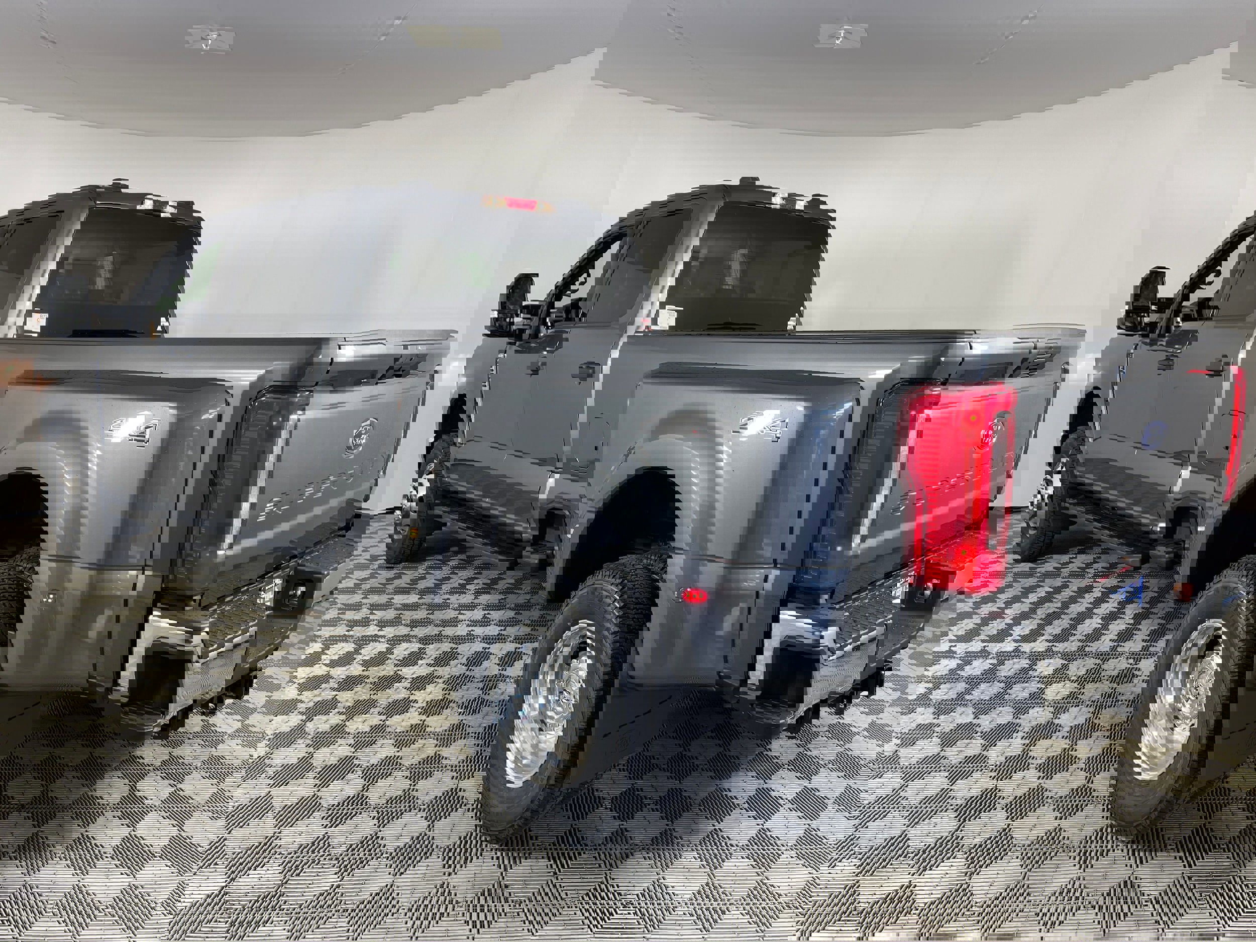 New 2026 Ford F350 XLT image 5