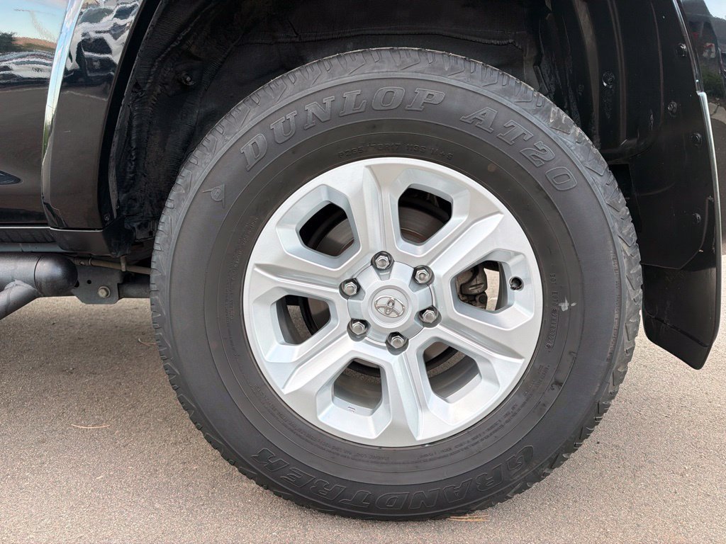 Used 2024 Toyota 4Runner SR5 Premium AWD/4WD image 17