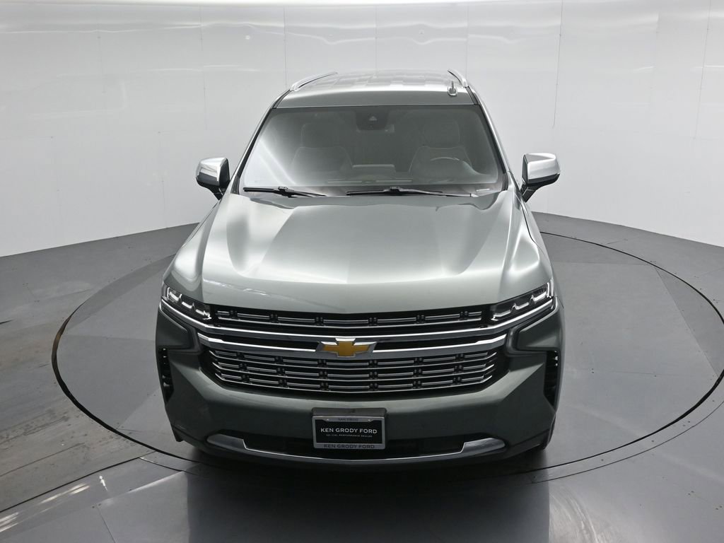 Used 2023 Chevrolet Suburban Premier image 37