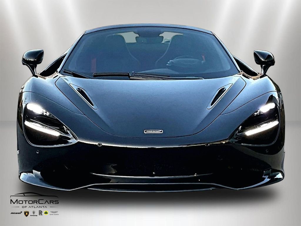 Used 2026 McLaren 750S Spider image 3