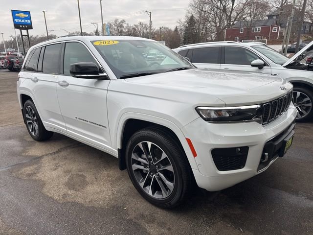 Certified 2023 Jeep Grand Cherokee Overland w/ Adv Protech Group III image 2