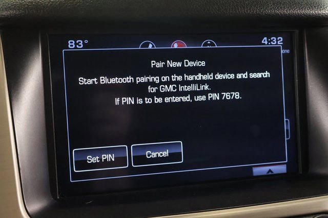 Used 2015 GMC Yukon Denali w/ Open Road Package RWD image 24