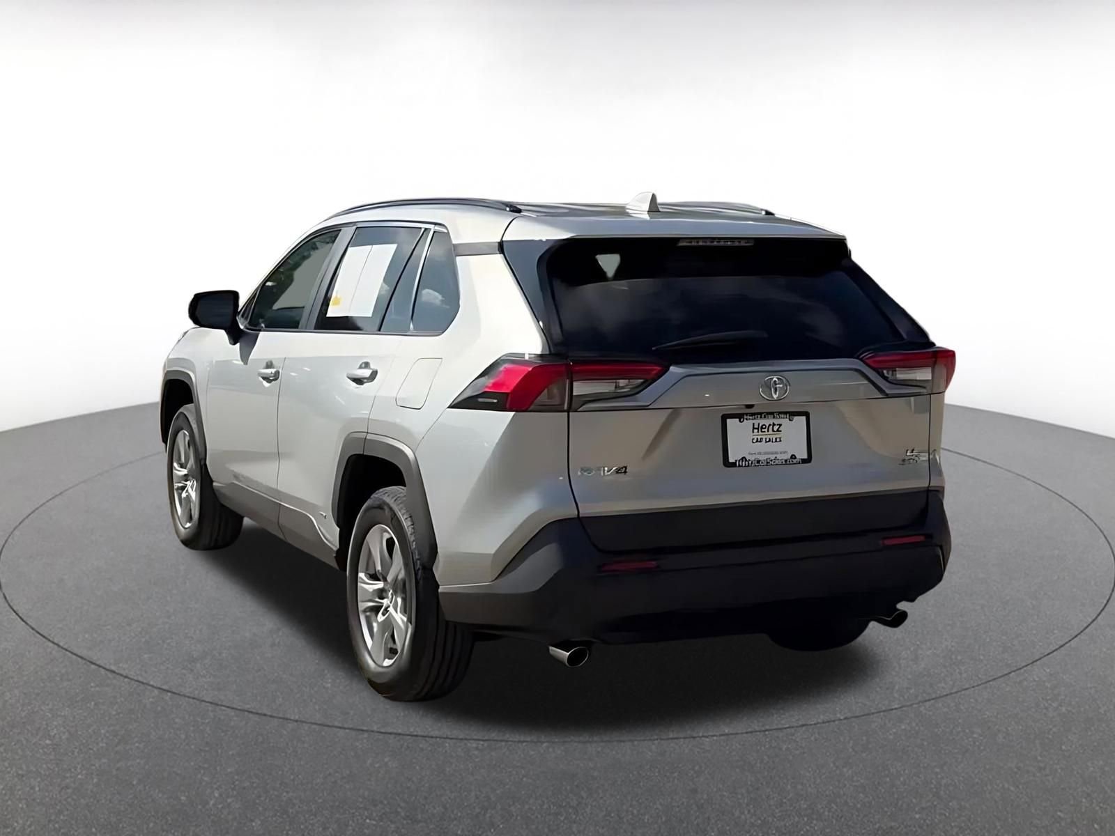 Used 2025 Toyota RAV4 LE image 11