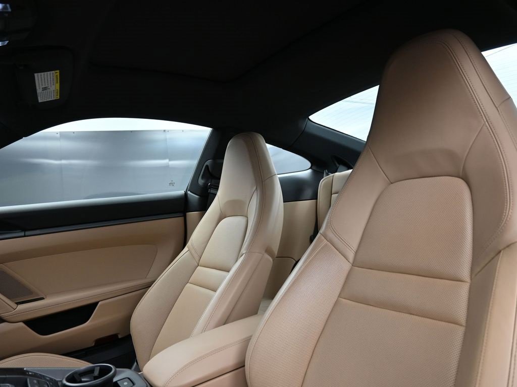 Used 2020 Porsche 911 Carrera S image 5