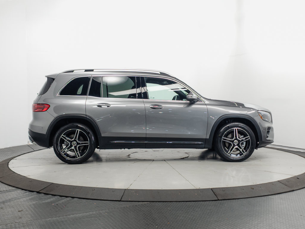 Certified 2026 Mercedes-Benz GLB 250 4MATIC image 32