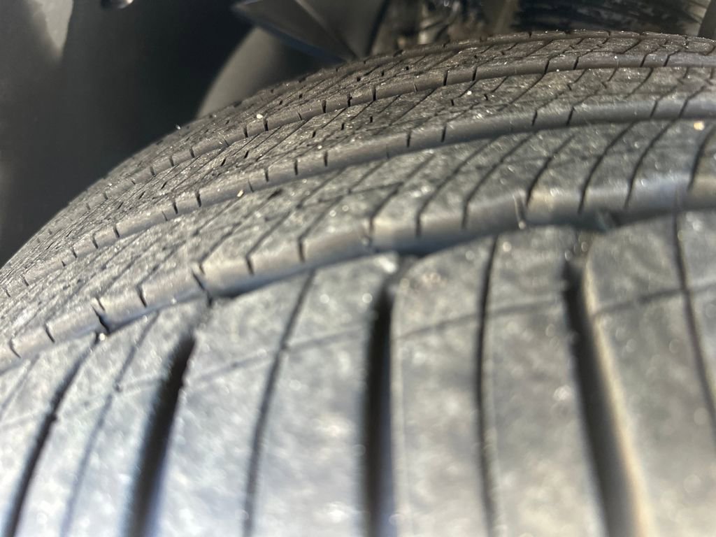 Used 2020 Mercedes-Benz GLS 450 4MATIC image 17