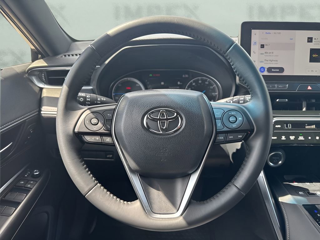 Used 2024 Toyota Venza Nightshade AWD/4WD image 14