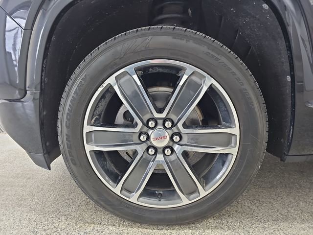 Used 2018 GMC Acadia Denali w/ Technology Package AWD/4WD image 26