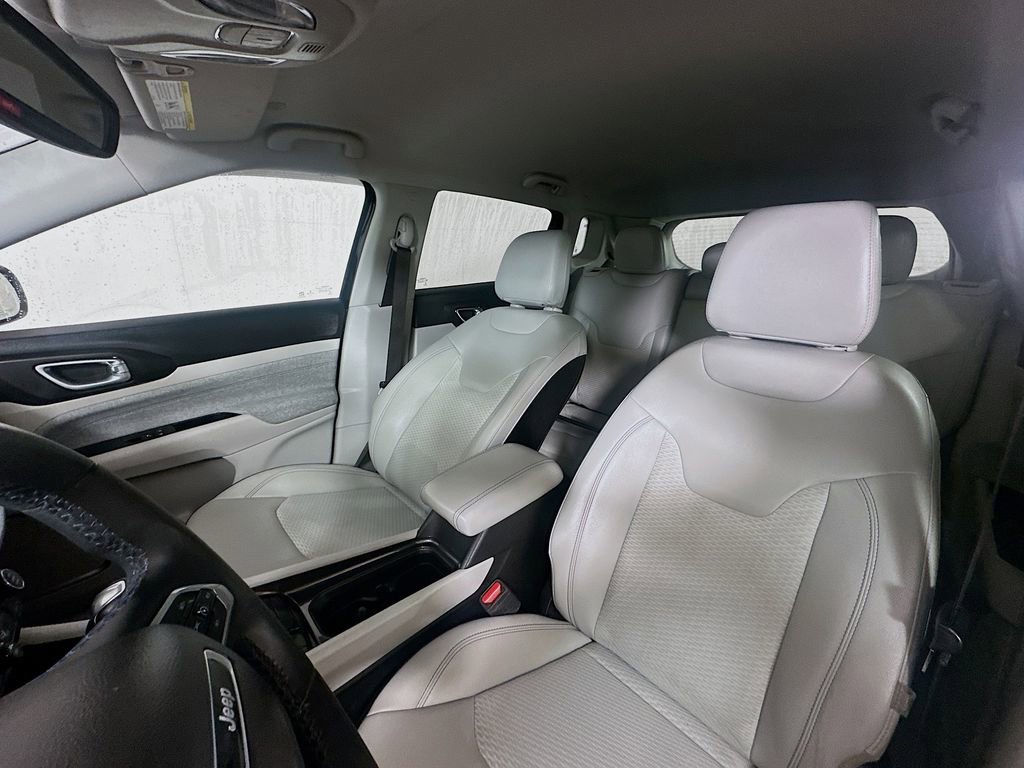 Used 2022 Jeep Compass Latitude image 19