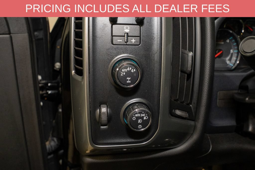 Used 2018 Chevrolet Silverado 1500 LT w/ All Star Edition AWD/4WD image 11