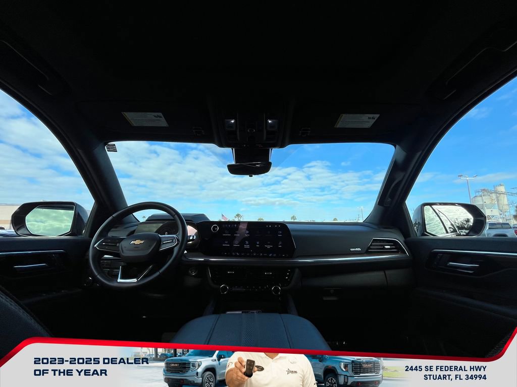 Used 2025 Chevrolet Suburban High Country w/ Sun And Tow Package image 15