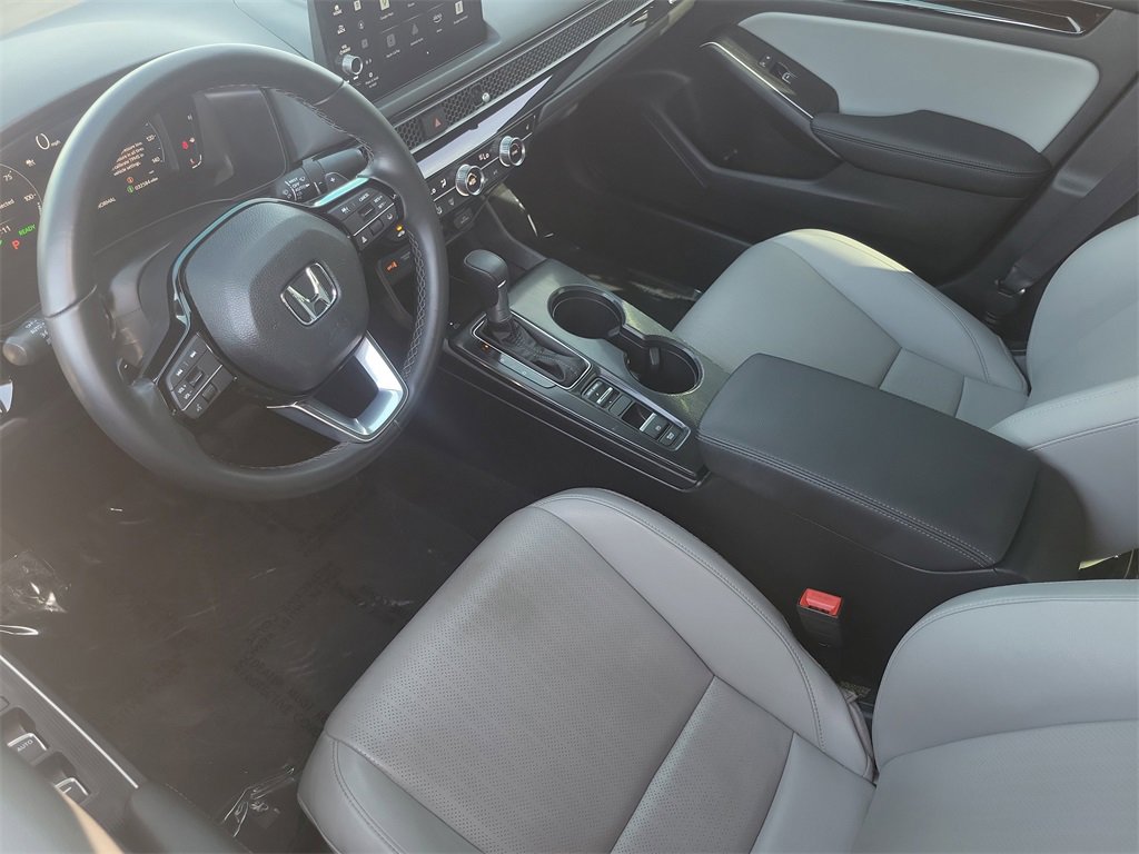 Used 2025 Honda Civic Sport Touring image 4