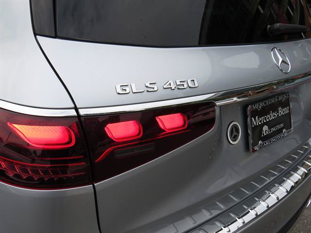 Used 2025 Mercedes-Benz GLS 450 4MATIC w/ AMG Line Exterior image 32