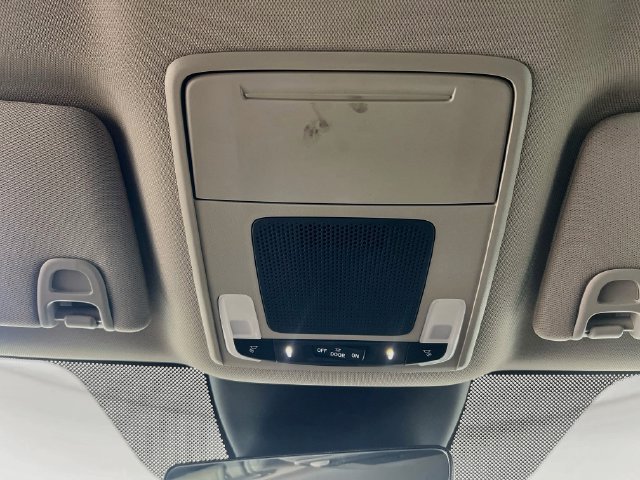 Used 2025 Honda Pilot EX-L image 20