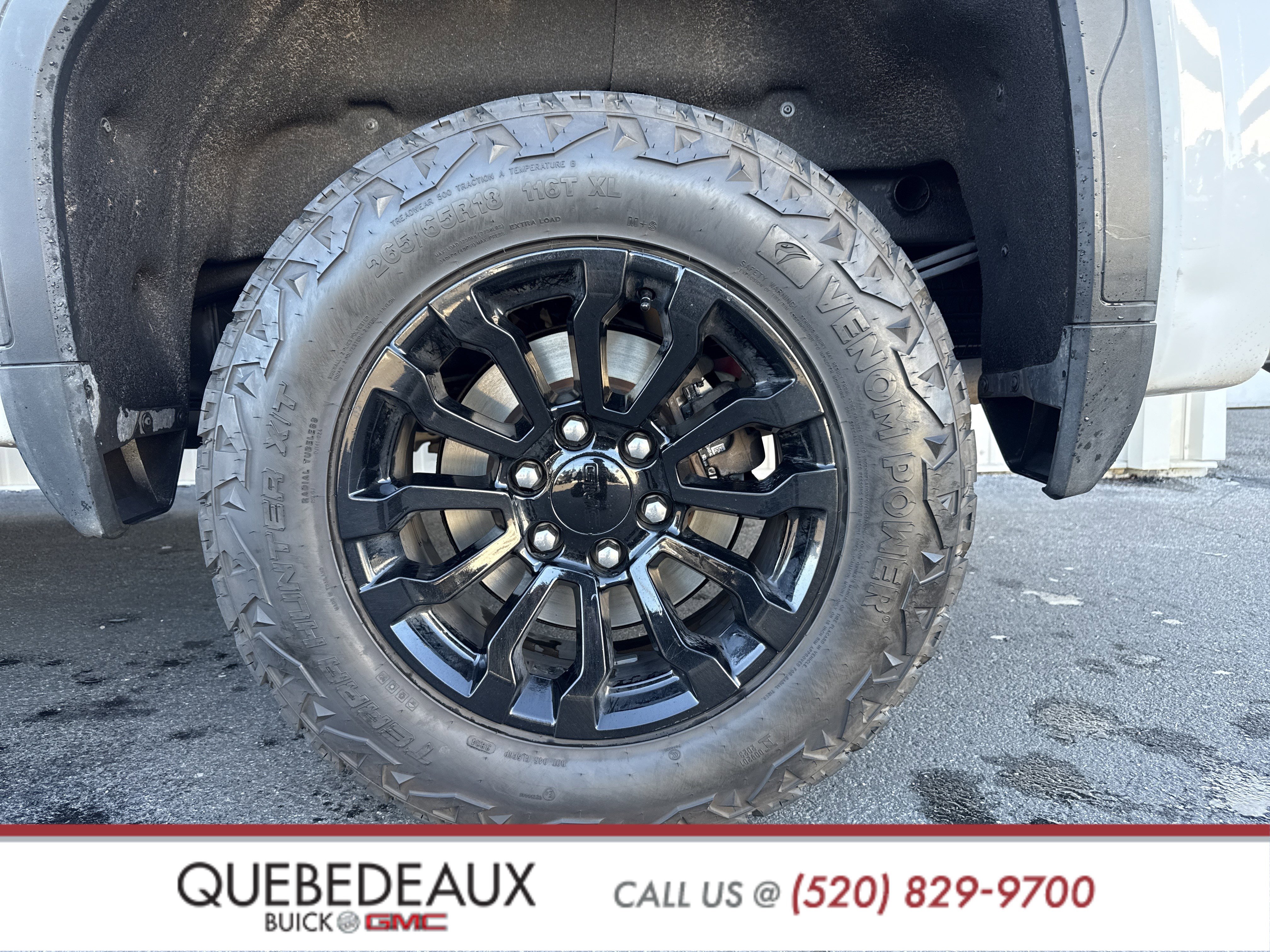 Used 2019 GMC Sierra 1500 AT4 w/ AT4 Premium Package image 3