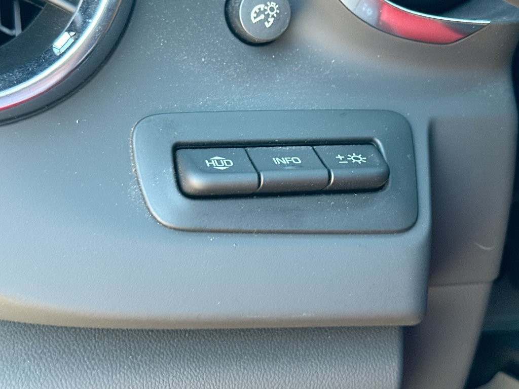 Used 2022 Chevrolet Camaro SS RWD image 10
