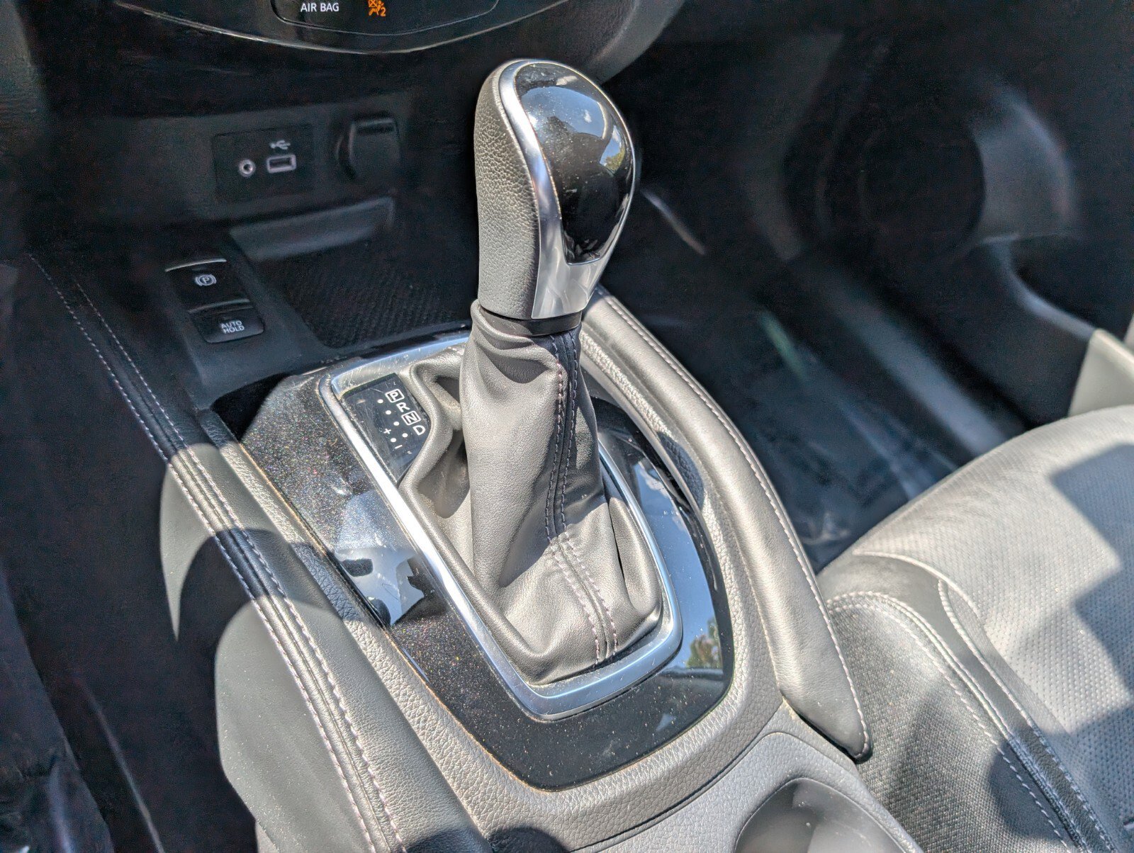 Used 2019 Nissan Rogue SL image 29