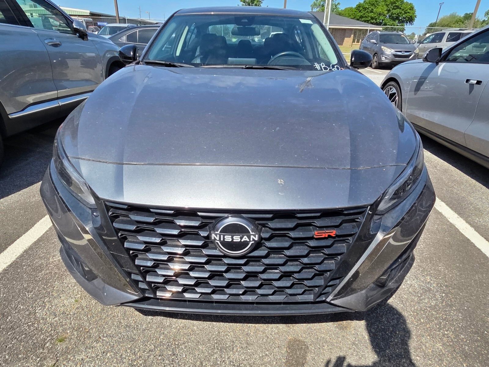 Used 2025 Nissan Altima 2.5 SR image 2
