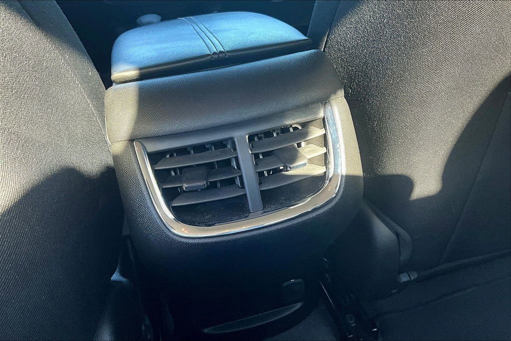 Used 2024 Chevrolet Malibu LT image 10