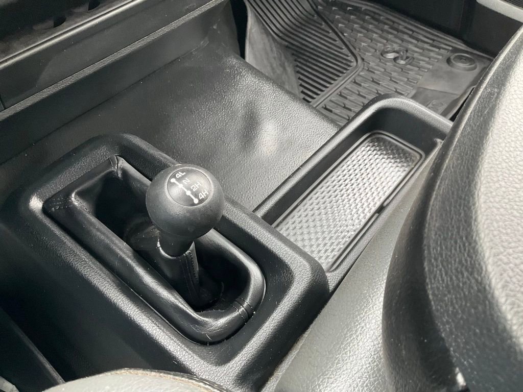 Used 2024 RAM 2500 Tradesman w/ Chrome Appearance Group image 17