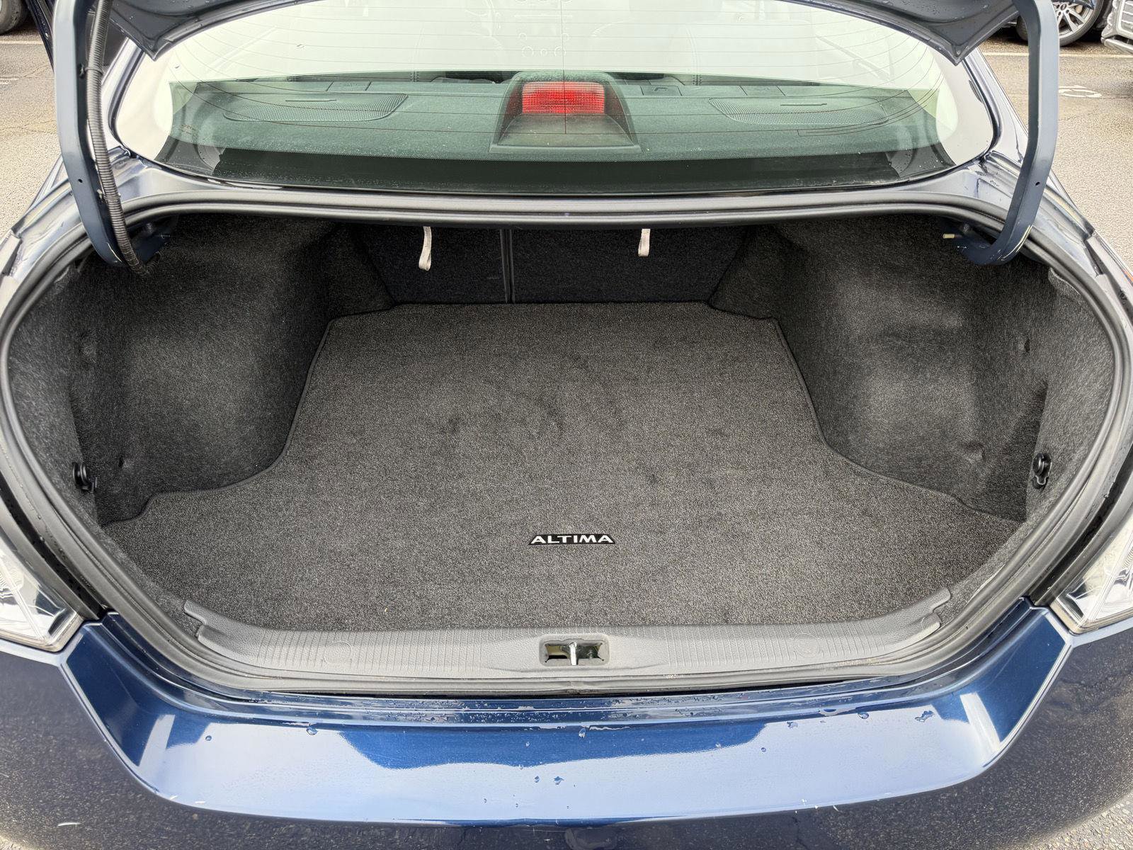 Used 2010 Nissan Altima 2.5 SL w/ SL Pkg image 26