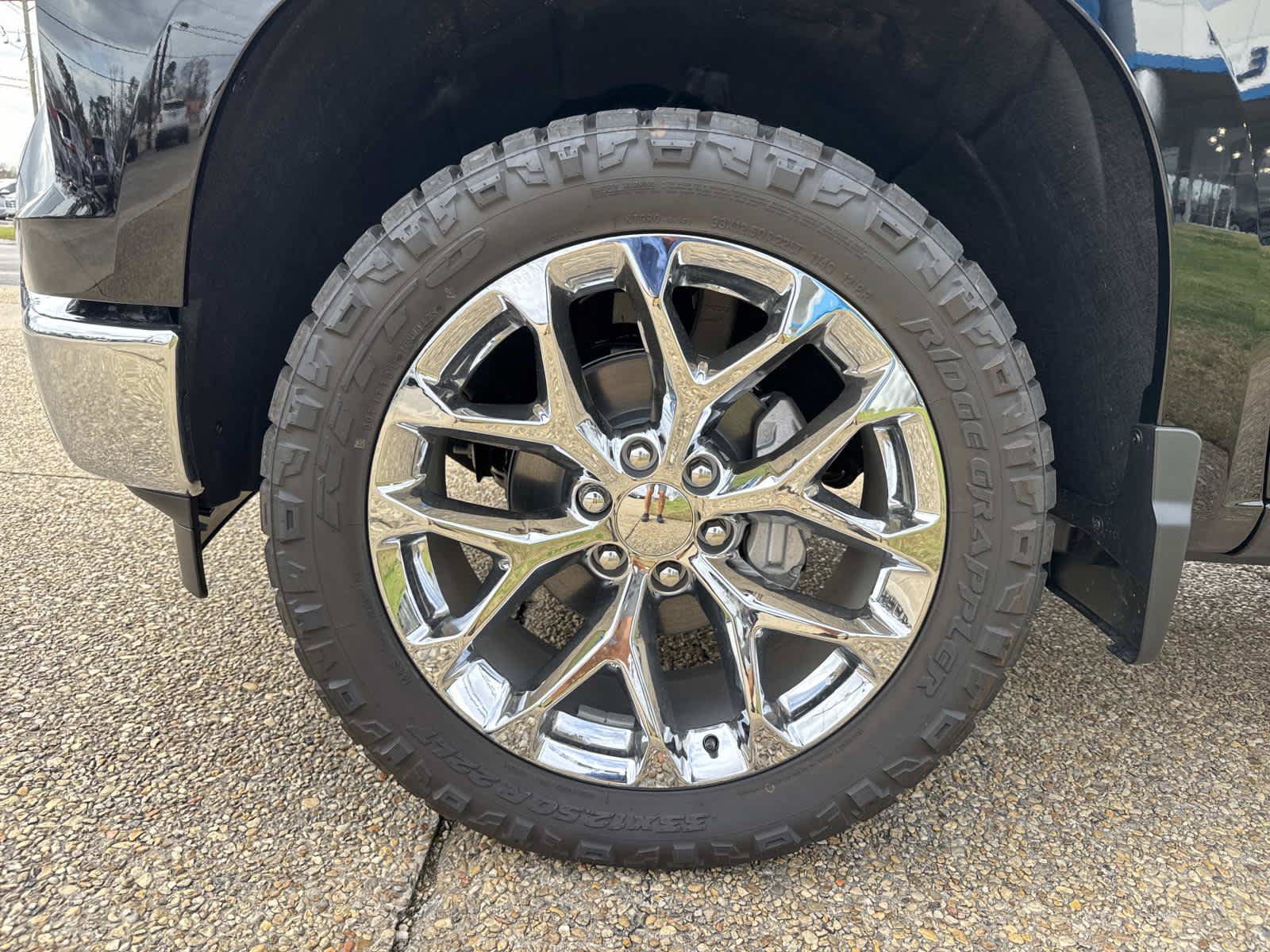 New 2026 Chevrolet Silverado 1500 LT w/ All Star Edition Plus AWD/4WD image 3
