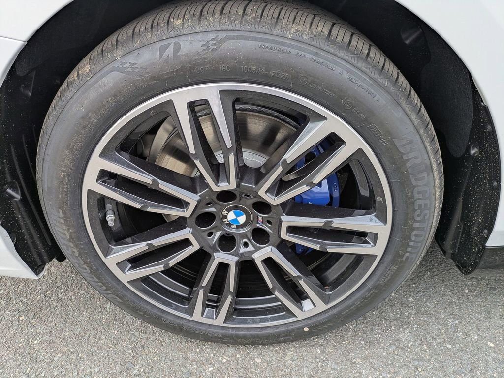 New 2026 BMW 530i xDrive w/ M Sport Package image 9