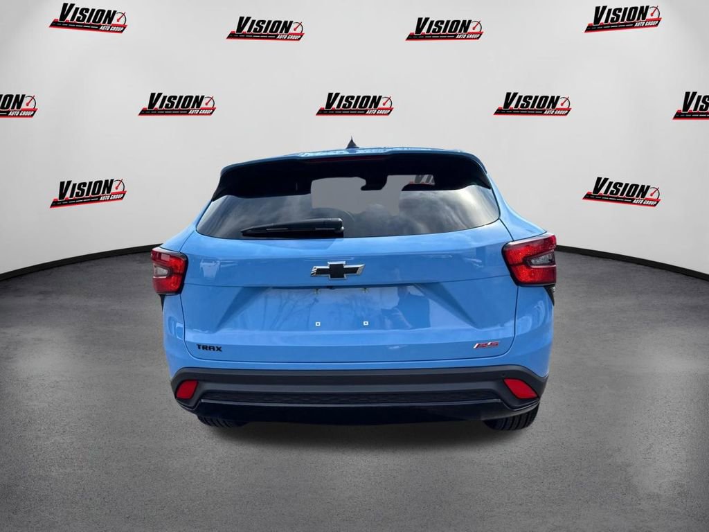 Used 2024 Chevrolet Trax RS w/ Driver Confidence Package image 6