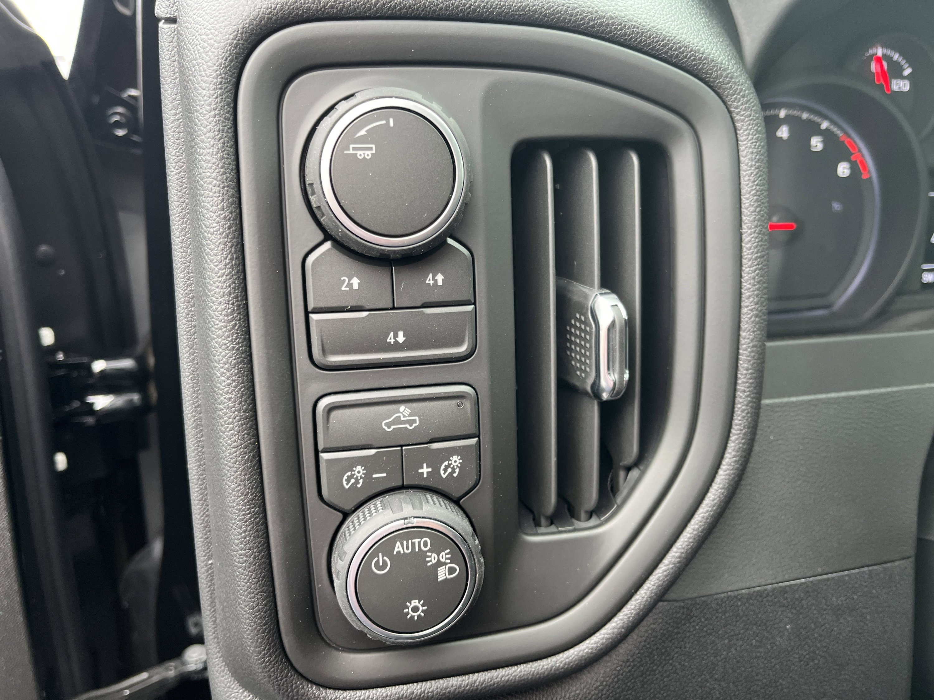 New 2026 Chevrolet Silverado 2500 Custom w/ Custom Convenience Package AWD/4WD image 22